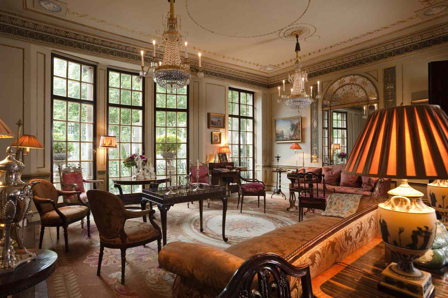 7 Dekorationsfehler, die immer Innenarchitekten erschrecken lassen 10 Dekoriertes Zimmer