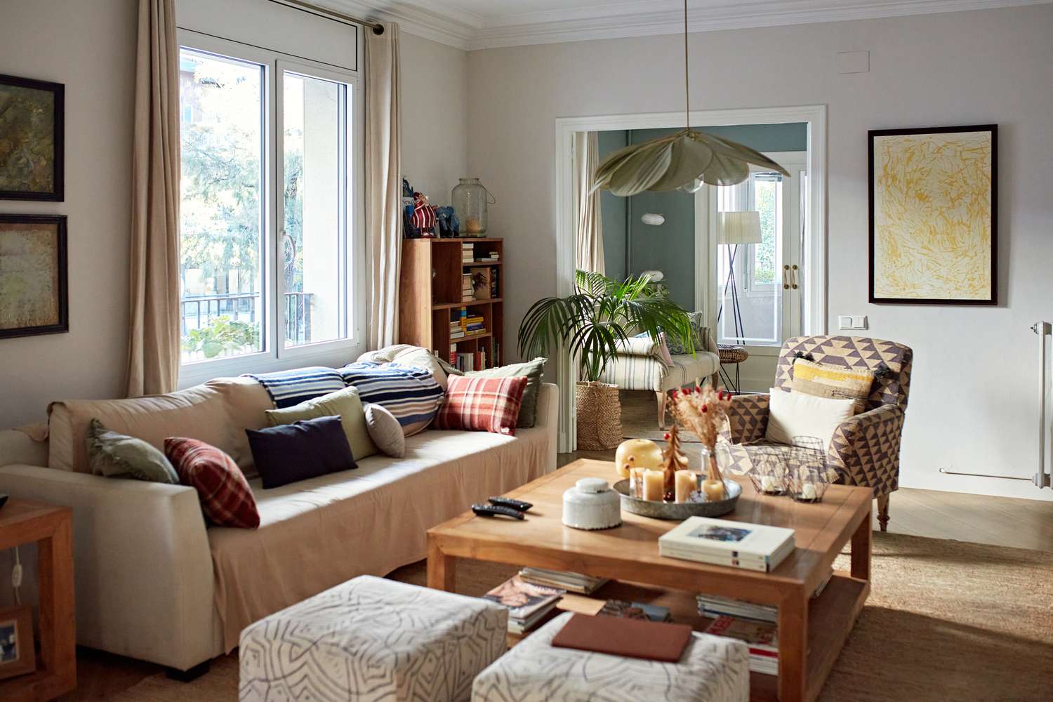 7 Dekorationsfehler, die immer Innenarchitekten erschrecken lassen 14 Dekoriertes Zimmer