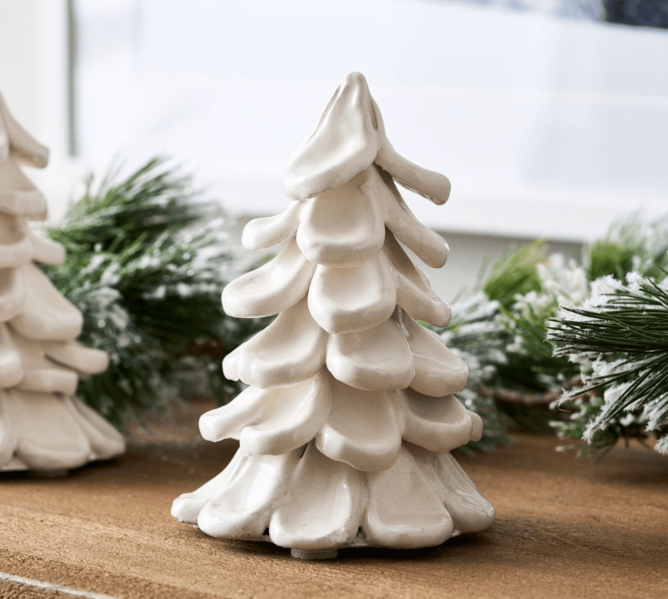 Keramische Weihnachtsbäume sind der nostalgische Dekor -Trend, den wir in dieser Saison brauchen 6 Keramikbaum