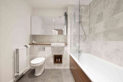 1748683613 6 Tipps fuer ein fensterloses Badezimmer das sich leicht und