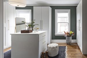 7 Keller -Makeover -Hacks, die Ihr Budget nicht sprengen - und Designer schwören auf sie 6 Ideen für Ankleidezimmer
