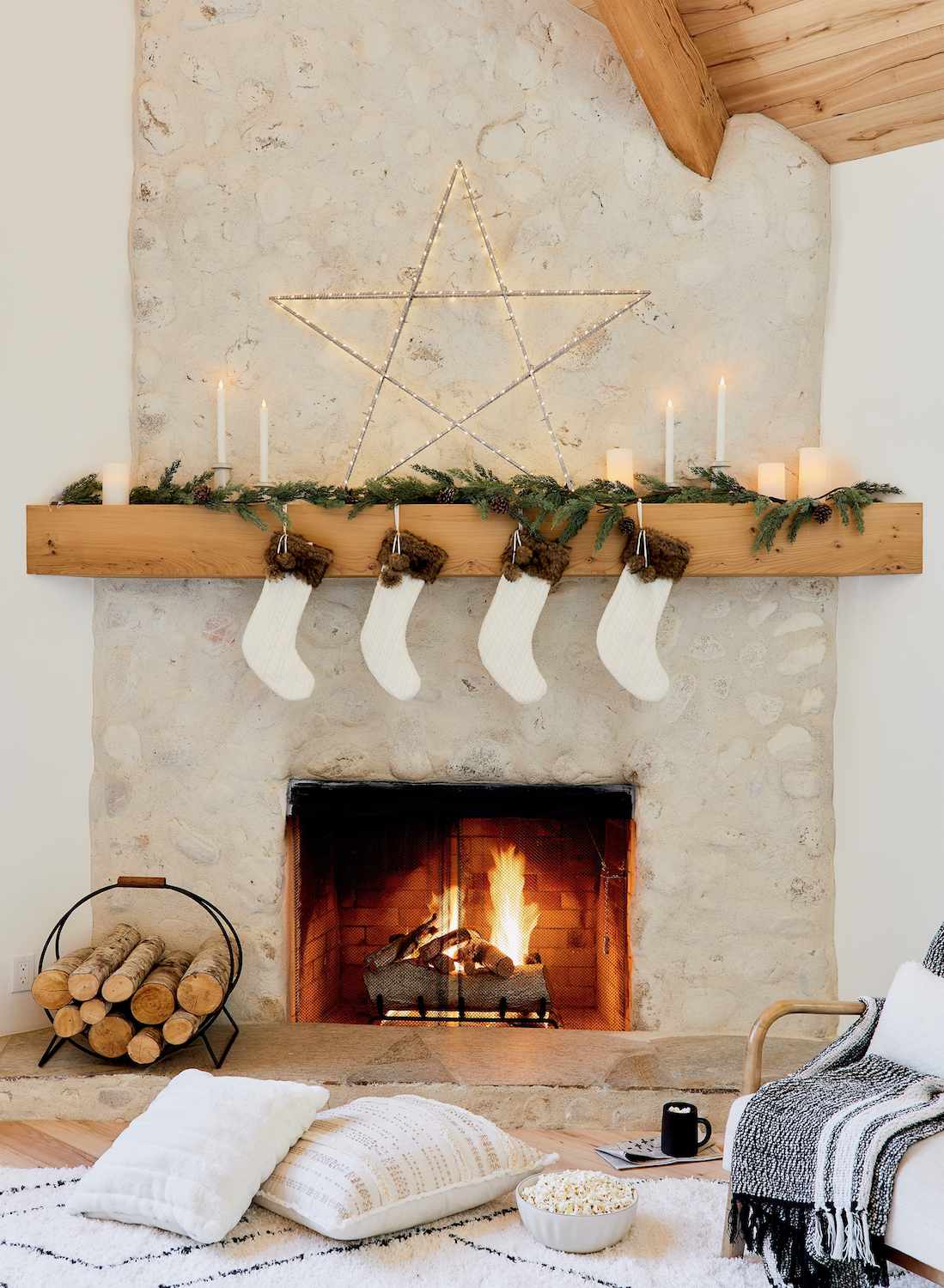 5 Essentielle minimalistische Urlaubsdekorationstipps Designer schwören auf 10 Scandi -Stil Weihnachtsmantel Dekoration