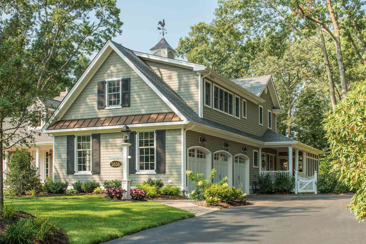sage green exterior house paint colors