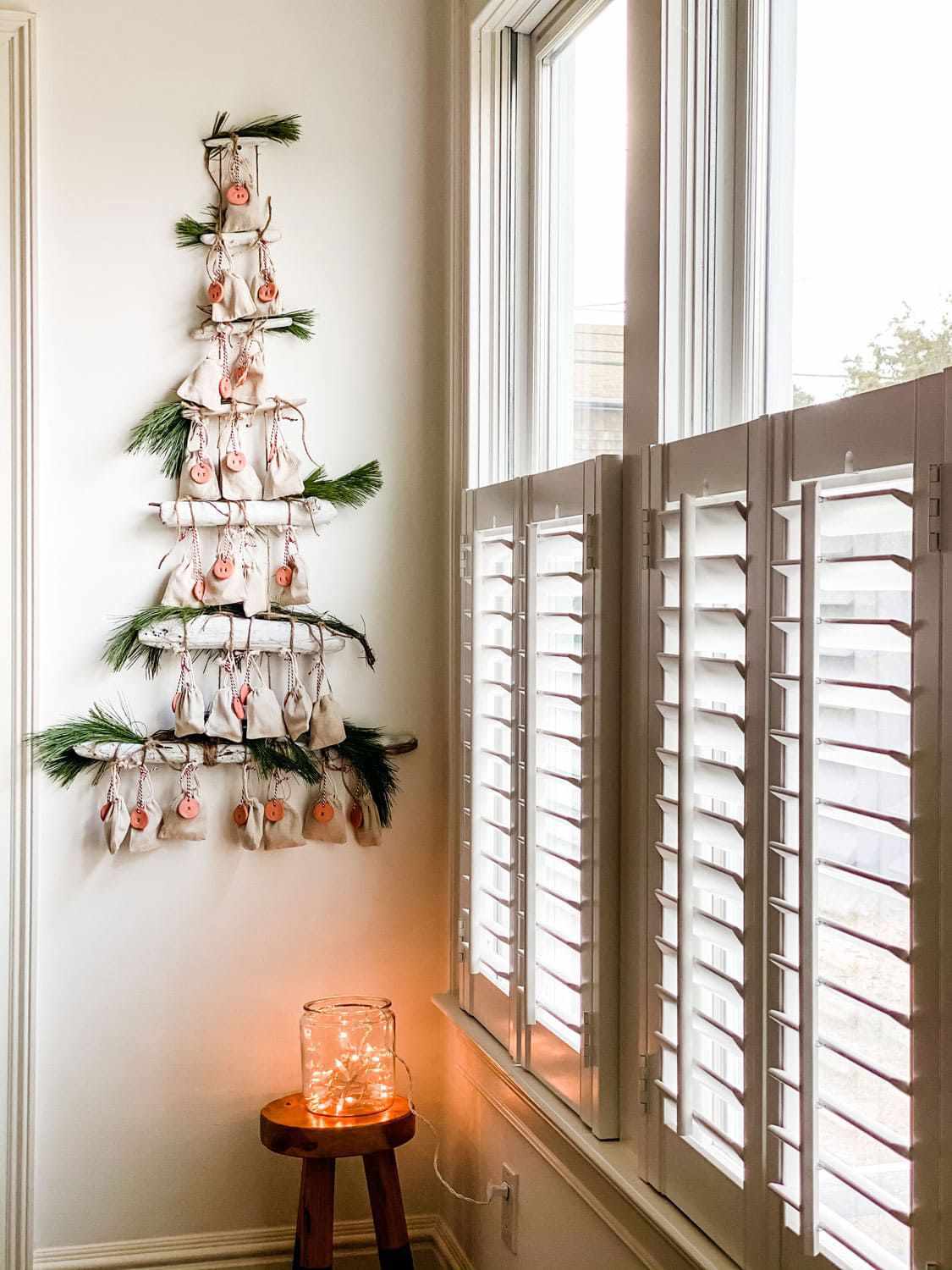 small space christmas decor