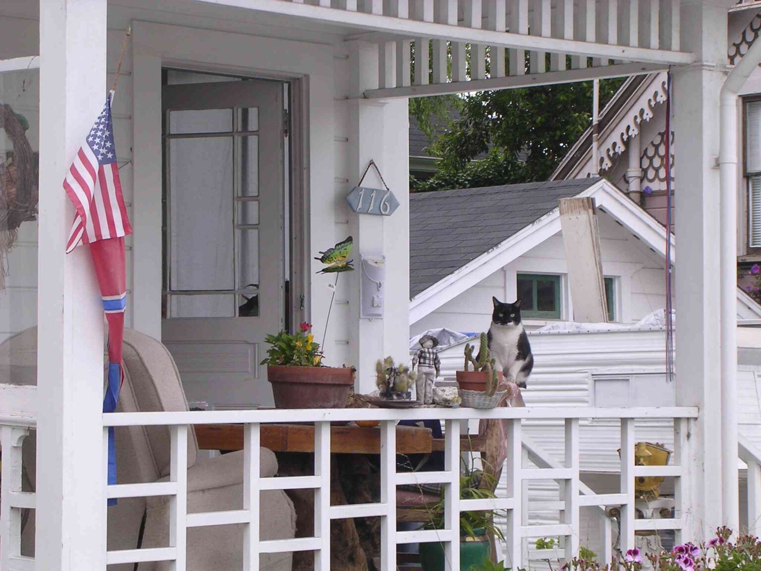 1749719308 Designers Have Spoken These Front Porch Features Are Always Eyesores