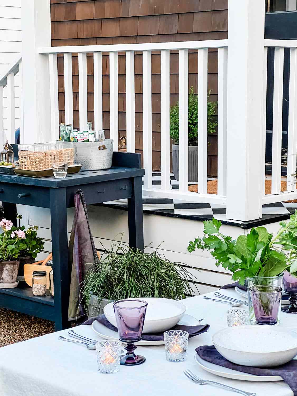 small backyard with diy outdoor bar ideas