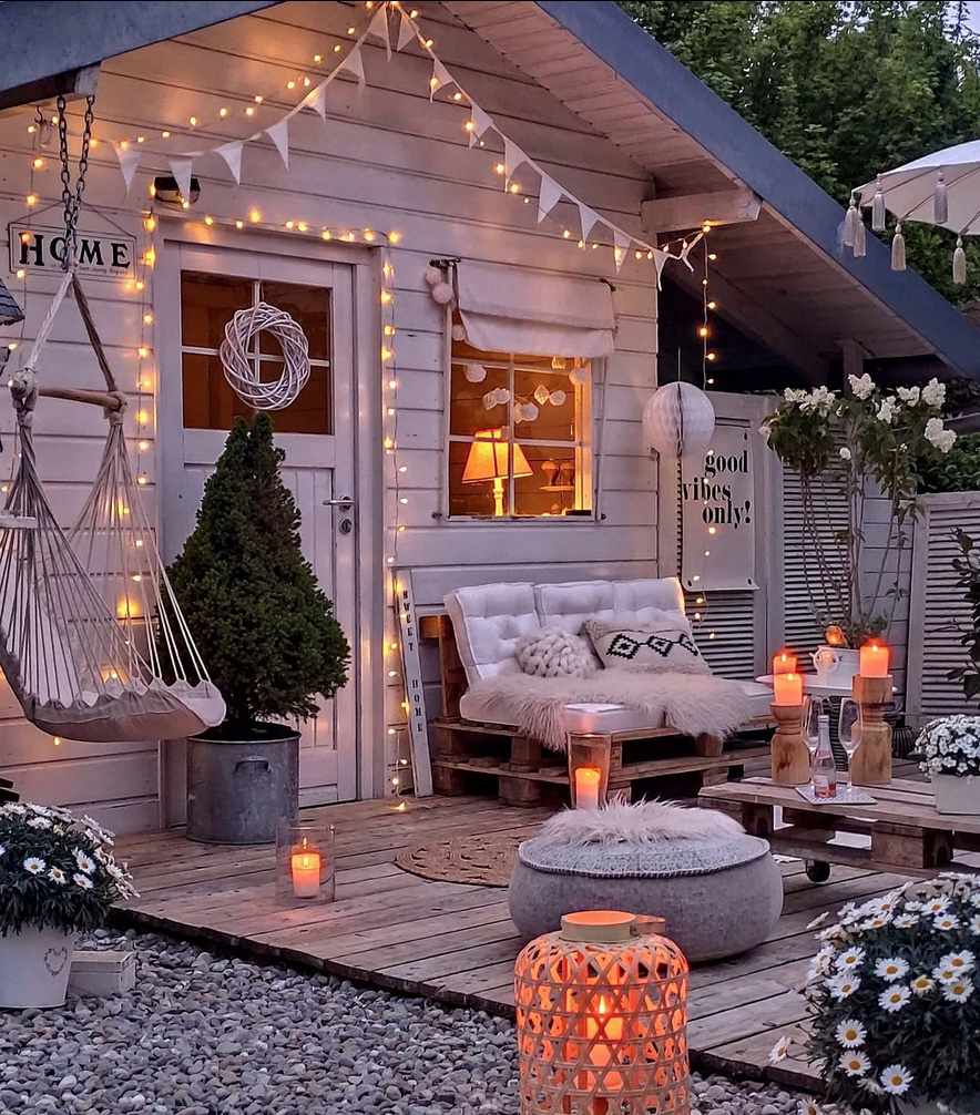 outdoor living room
