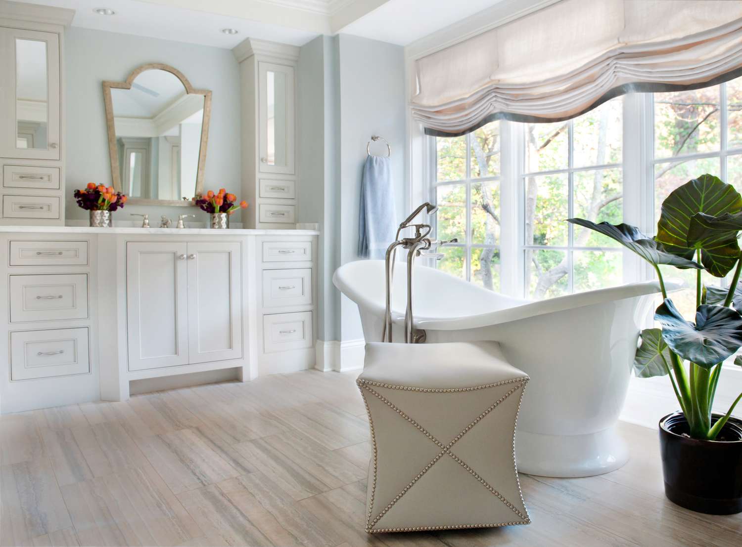 curtains in bathroom