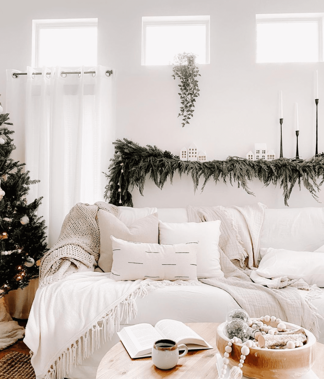 small christmas living room decorating ideas