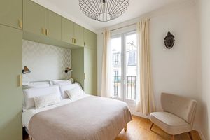 6 Dekorieren von Tricks, die Minimalisten schwören, um kleine Räume luftig und stilvoll zu halten 4 kleine Schlafzimmerideen