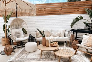 Need to Stain Your Deck? These Are the Top 4 Wood Stain Colors of the Year 6 outdoor living room