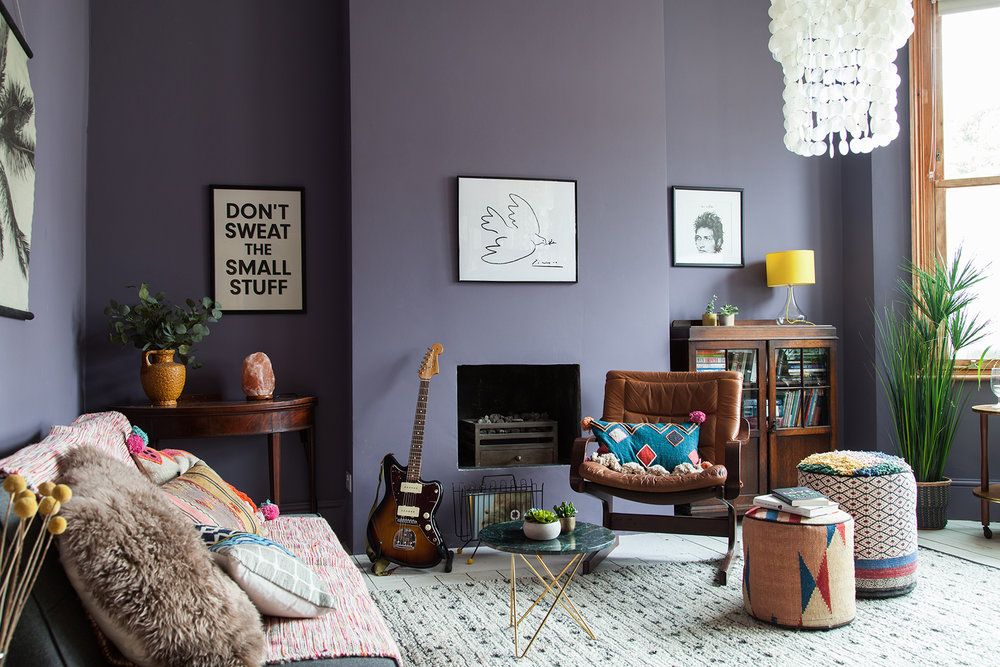 Buntes Boho Wohnzimmerdekoration