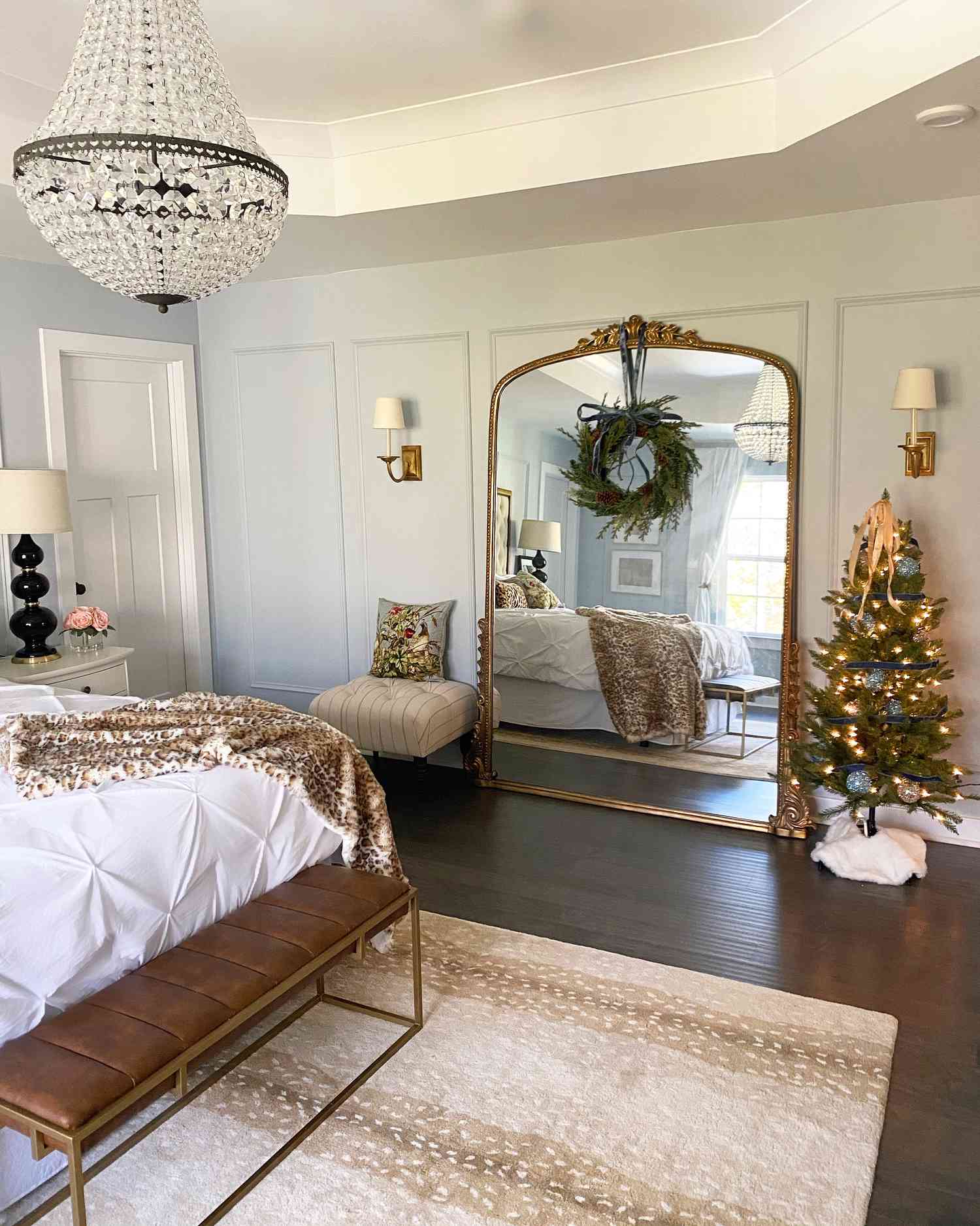 ribbon-topped bedroom christmas tree