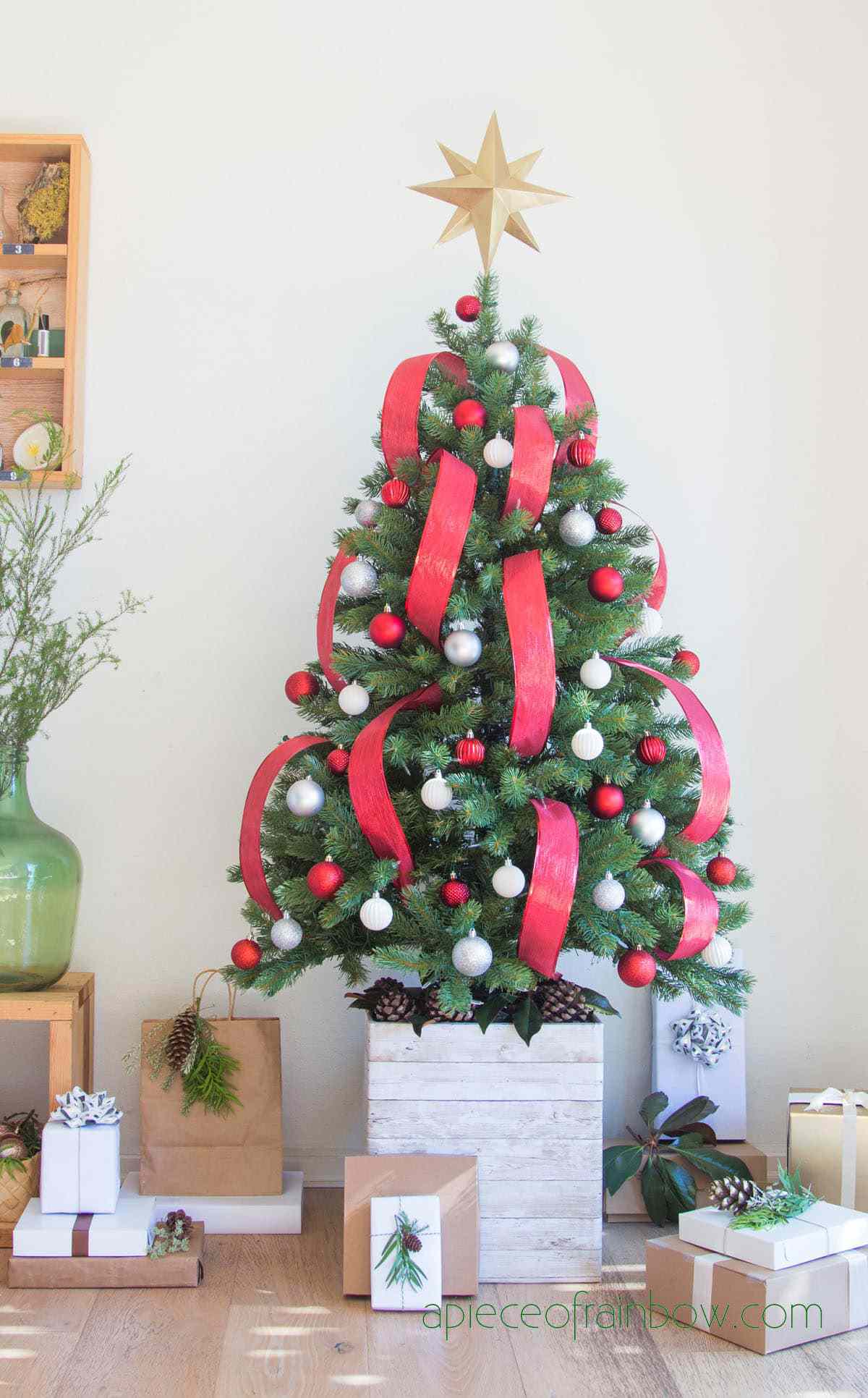 cascading red christmas tree ribbon