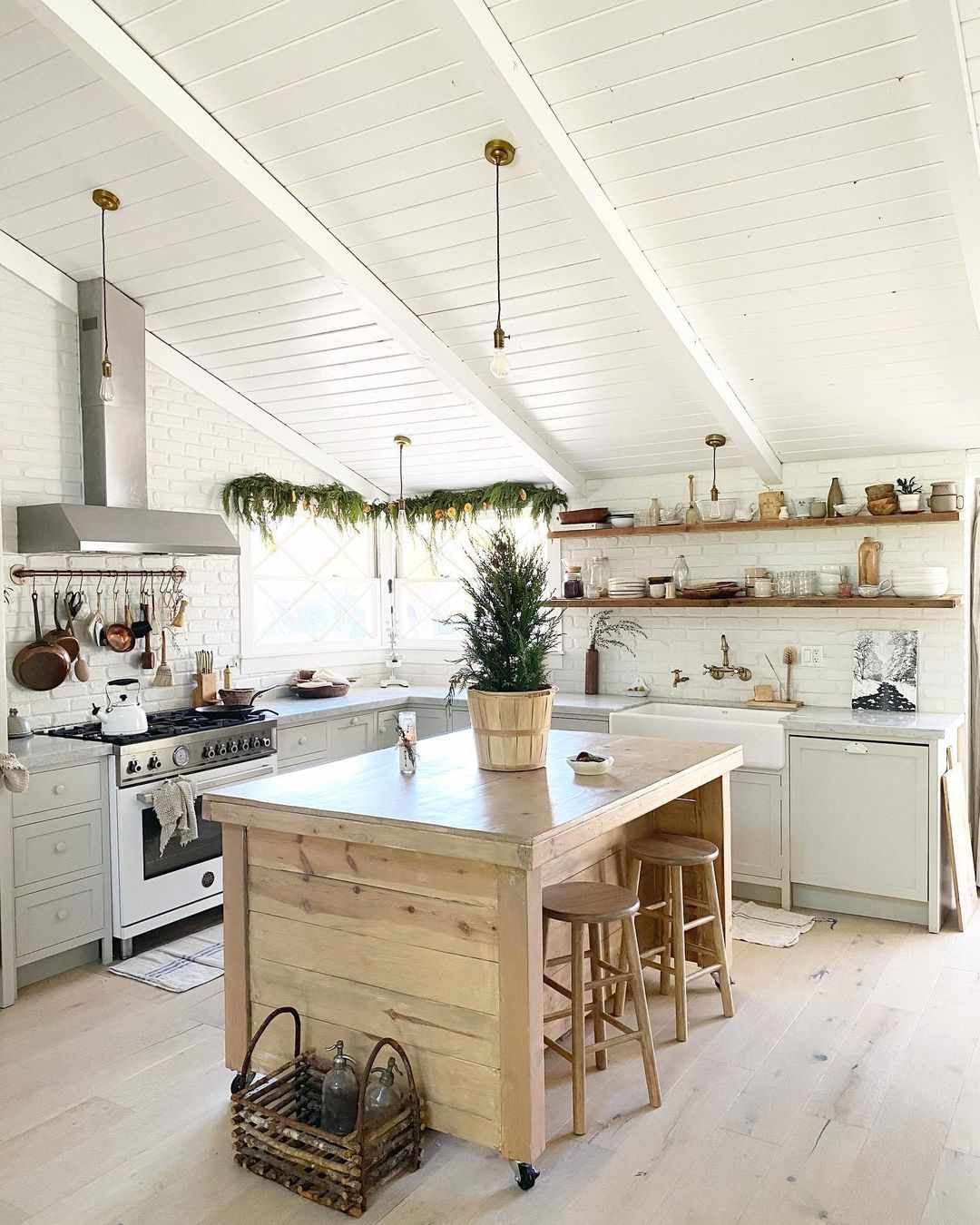 Woodsy Christmas Kitchen