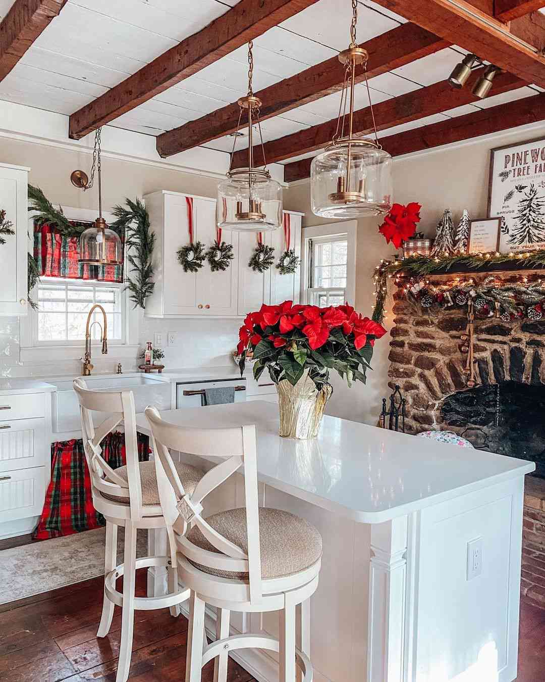Merry Woodsy Christmas Kitchen
