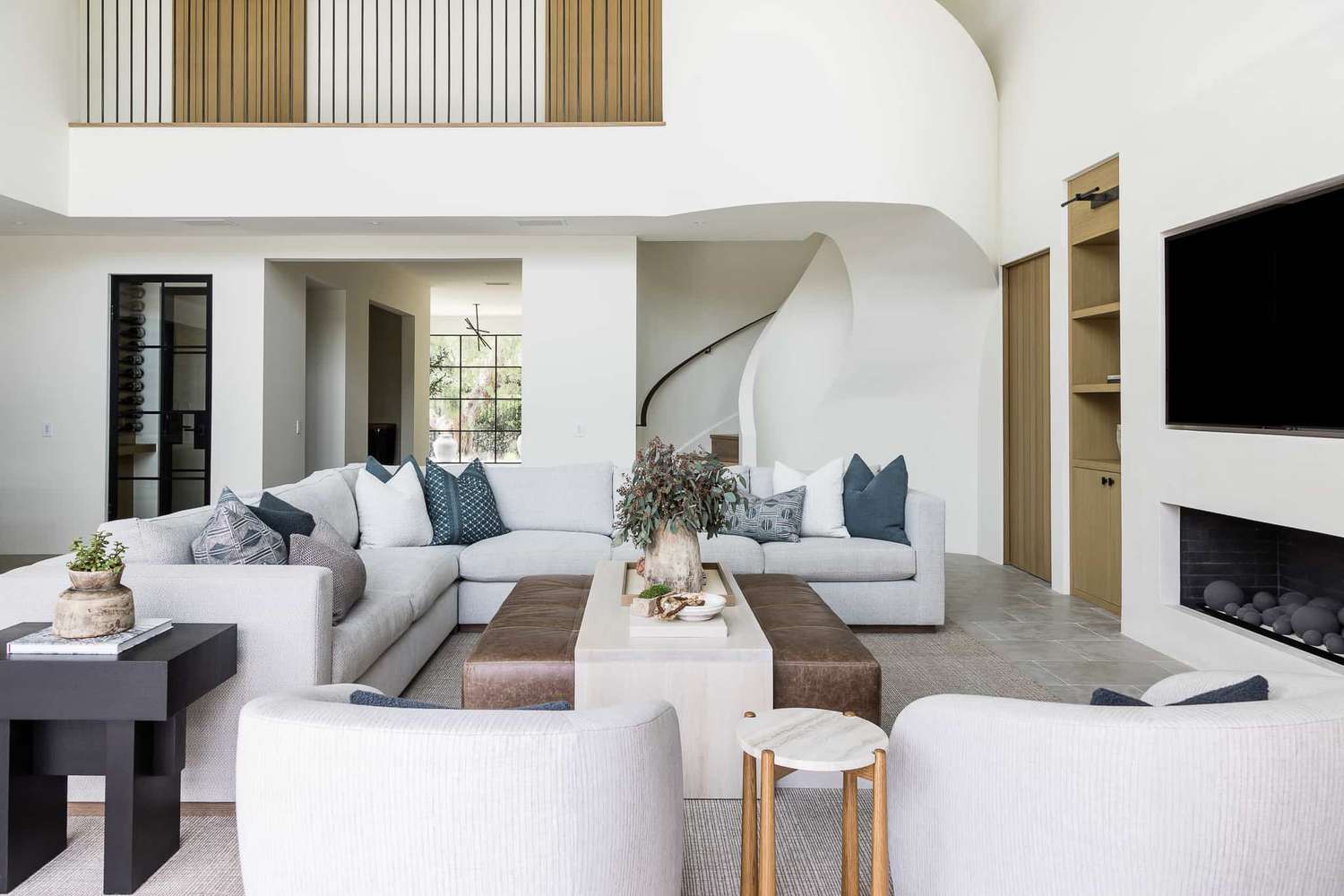 sophisticated coastal living room