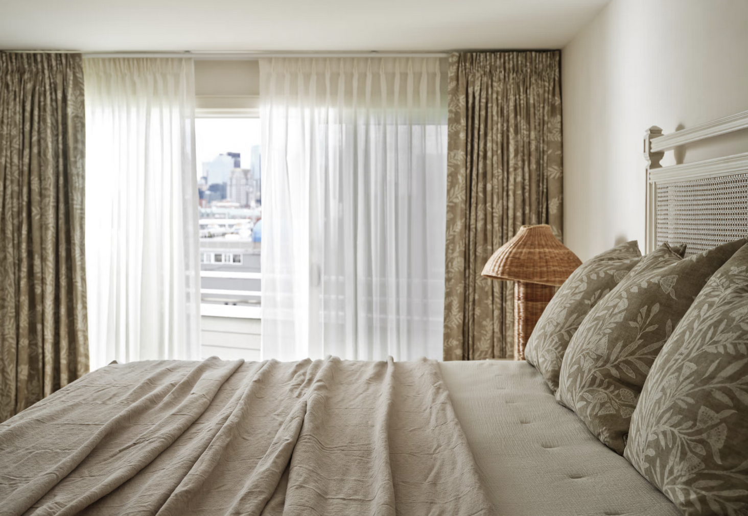 couples bedroom window treatment ideas