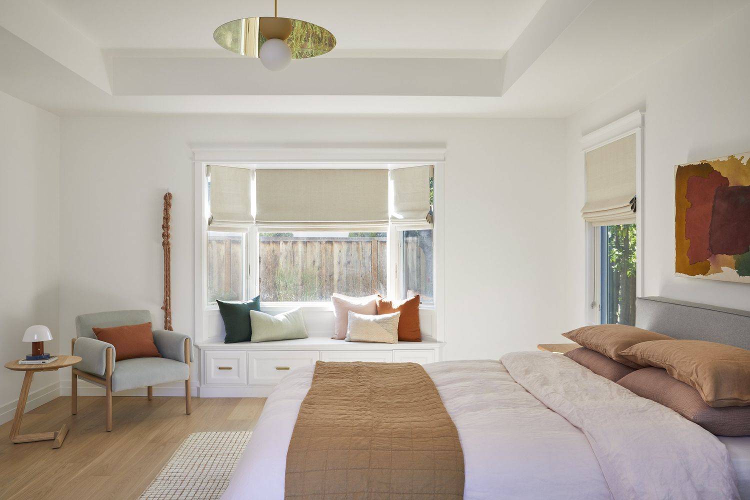 bedroom layout with window seat