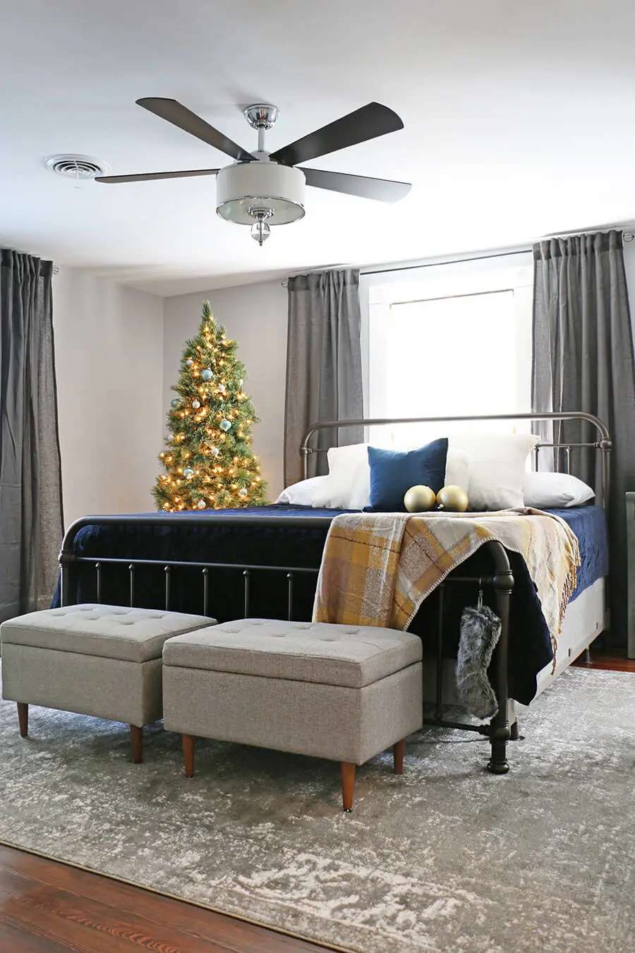 christmas bedroom