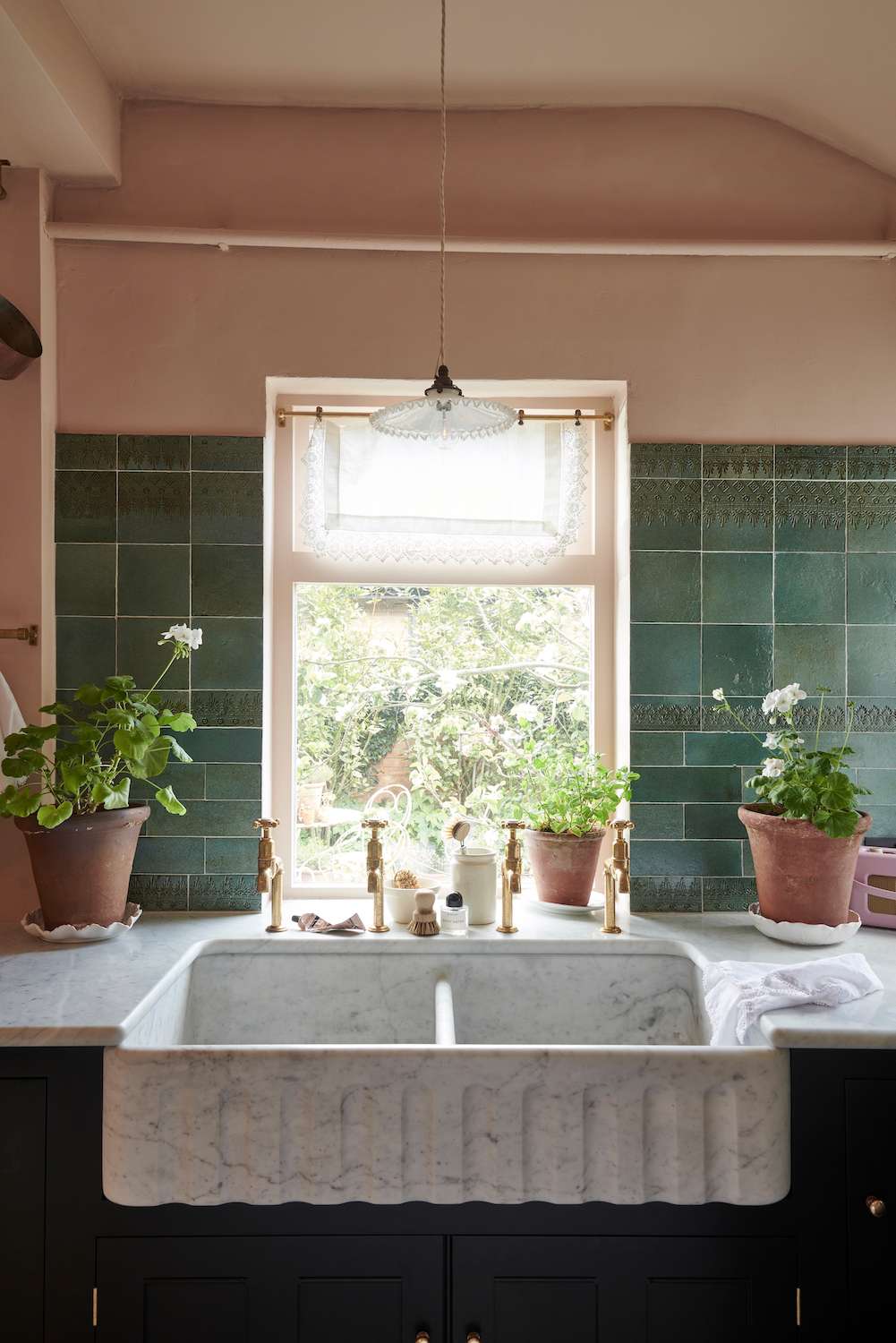 kitchen sink window with fixed panel
