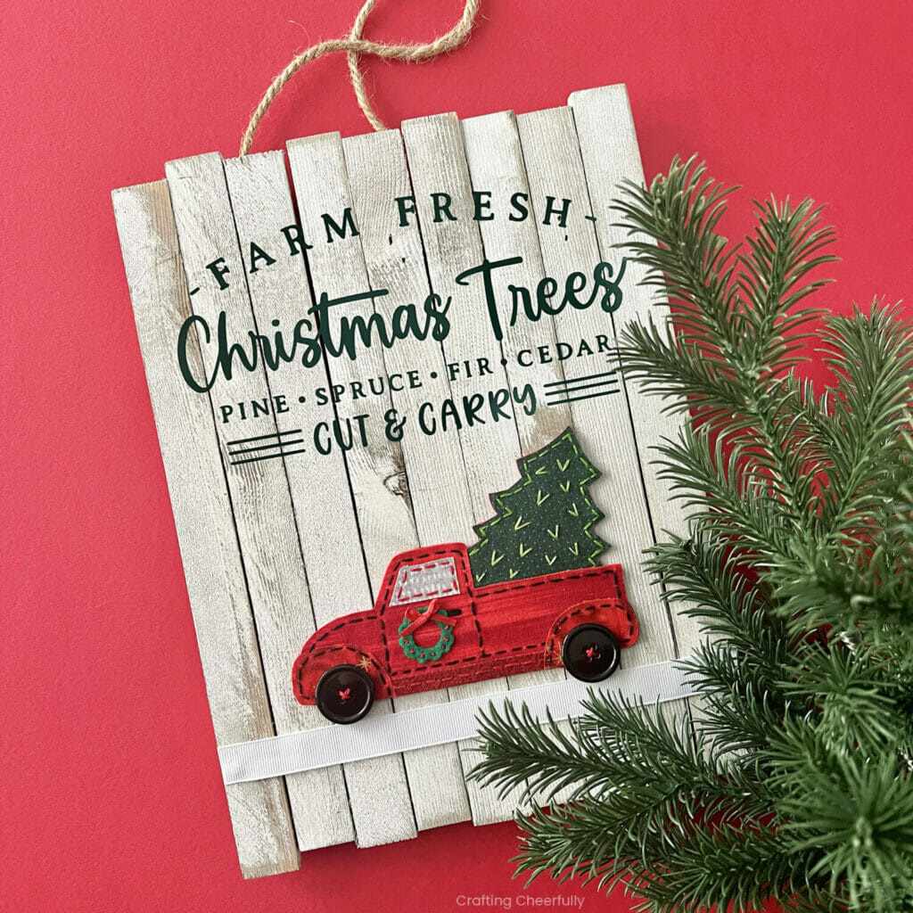 A DIY Christmas tree featuring applique