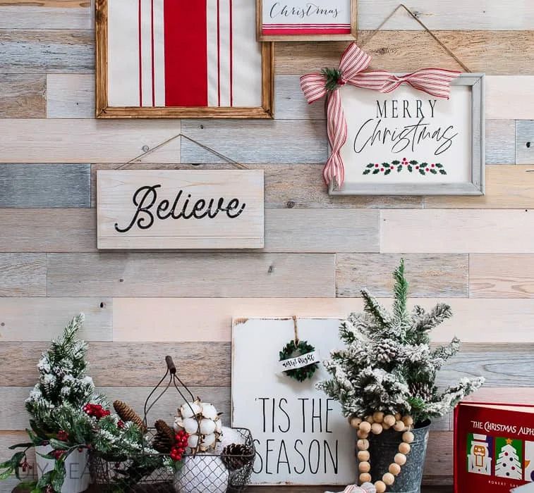 A Merry Christmas DIY sign