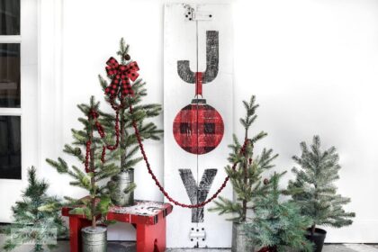 How to Make a DIY Christmas Sign Thats So Pretty